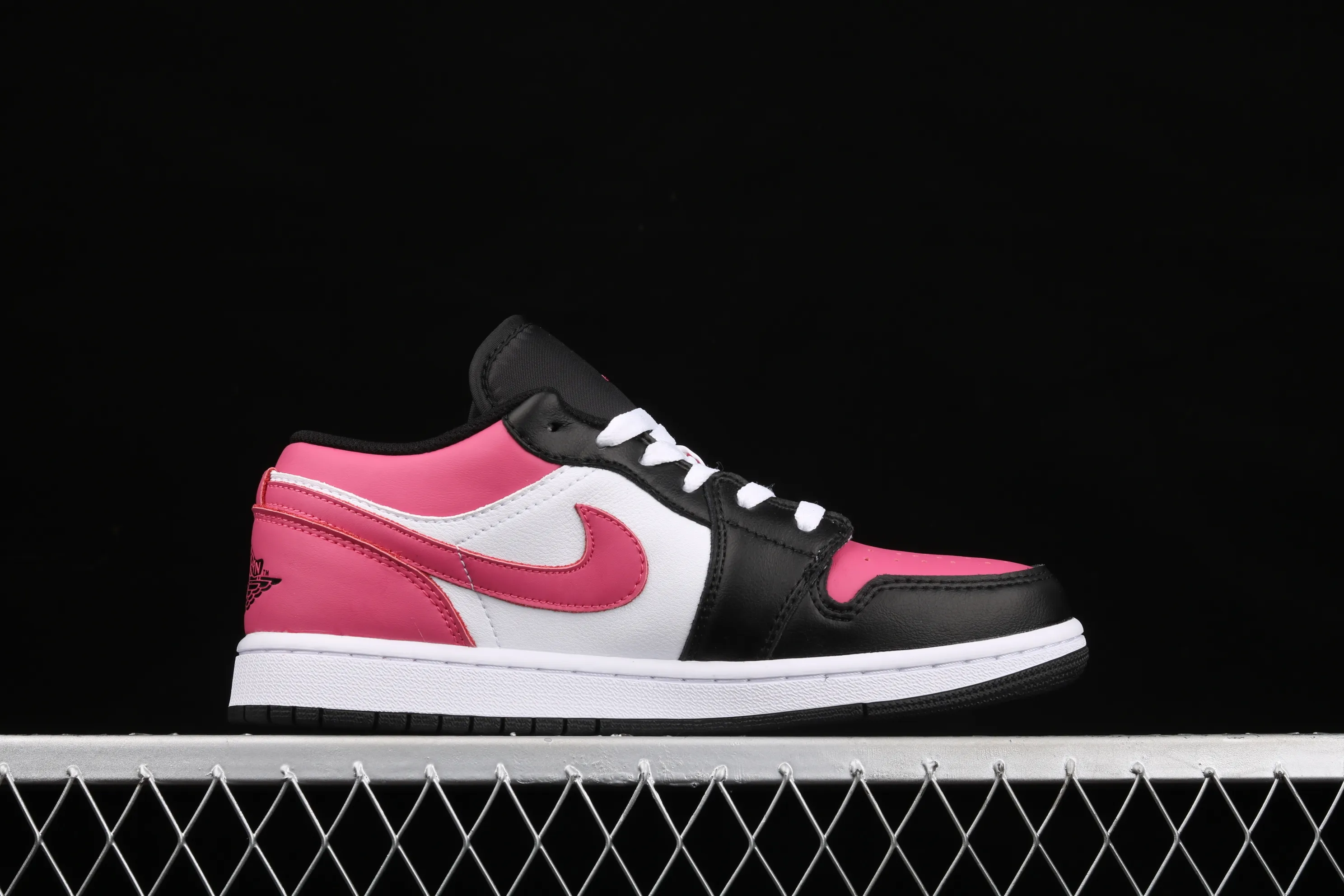 All categories Air Jordan Jordan series basketball shoes Air Jordan 1 Low Air Jordan 1 Low AJ1 Joe 1 low-top cultural and leisure sports sneakers 554723-106
